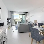 Lae23i- Modern In Luxury Urbanisation