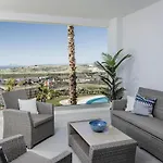 Lae23i- Modern In Luxury Urbanisation 아파트 *
