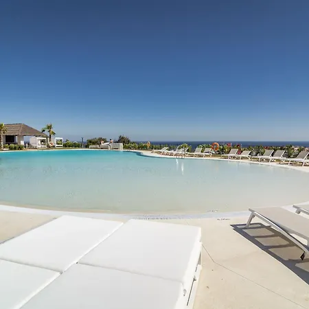 Lae23I- Modern Apartment In Luxury Urbanisation דירה