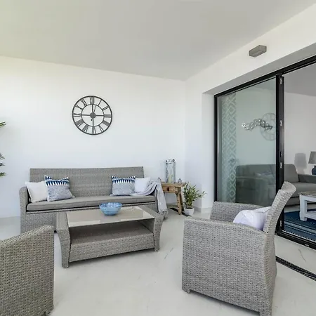 Lae23I- Modern Apartment In Luxury Urbanisation *