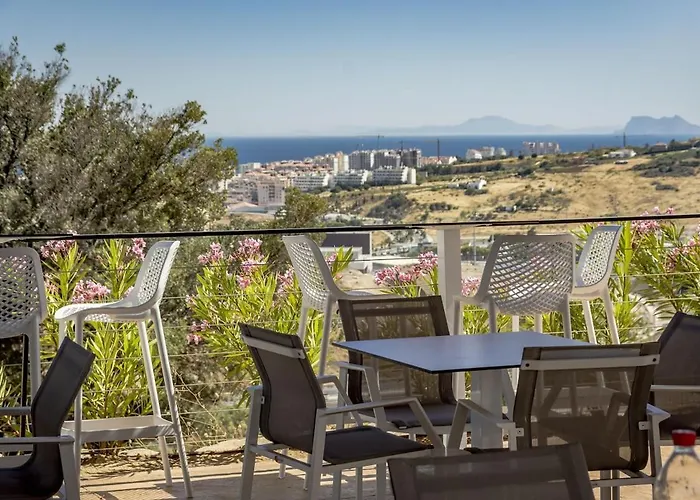 Lae23i- Modern In Luxury Urbanisation Estepona