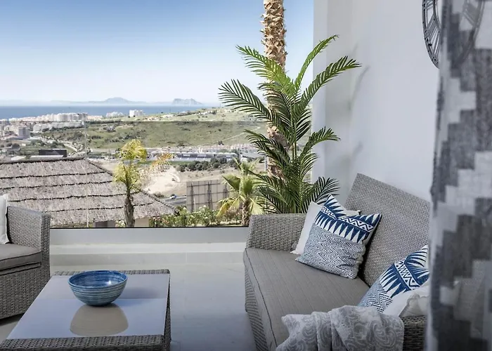 Lae23i- Modern In Luxury Urbanisation Appartamento Estepona