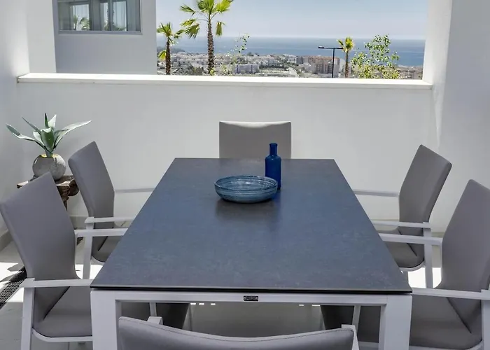 Lae23i- Modern In Luxury Urbanisation Lejlighed Estepona